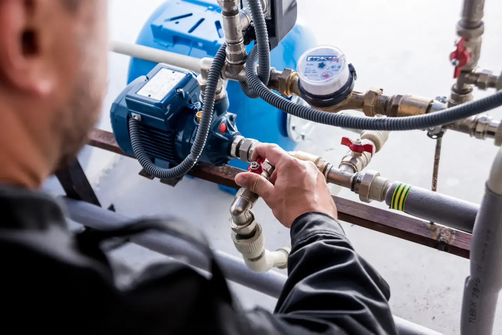 Pressure-testing a repaired commercial pipe
