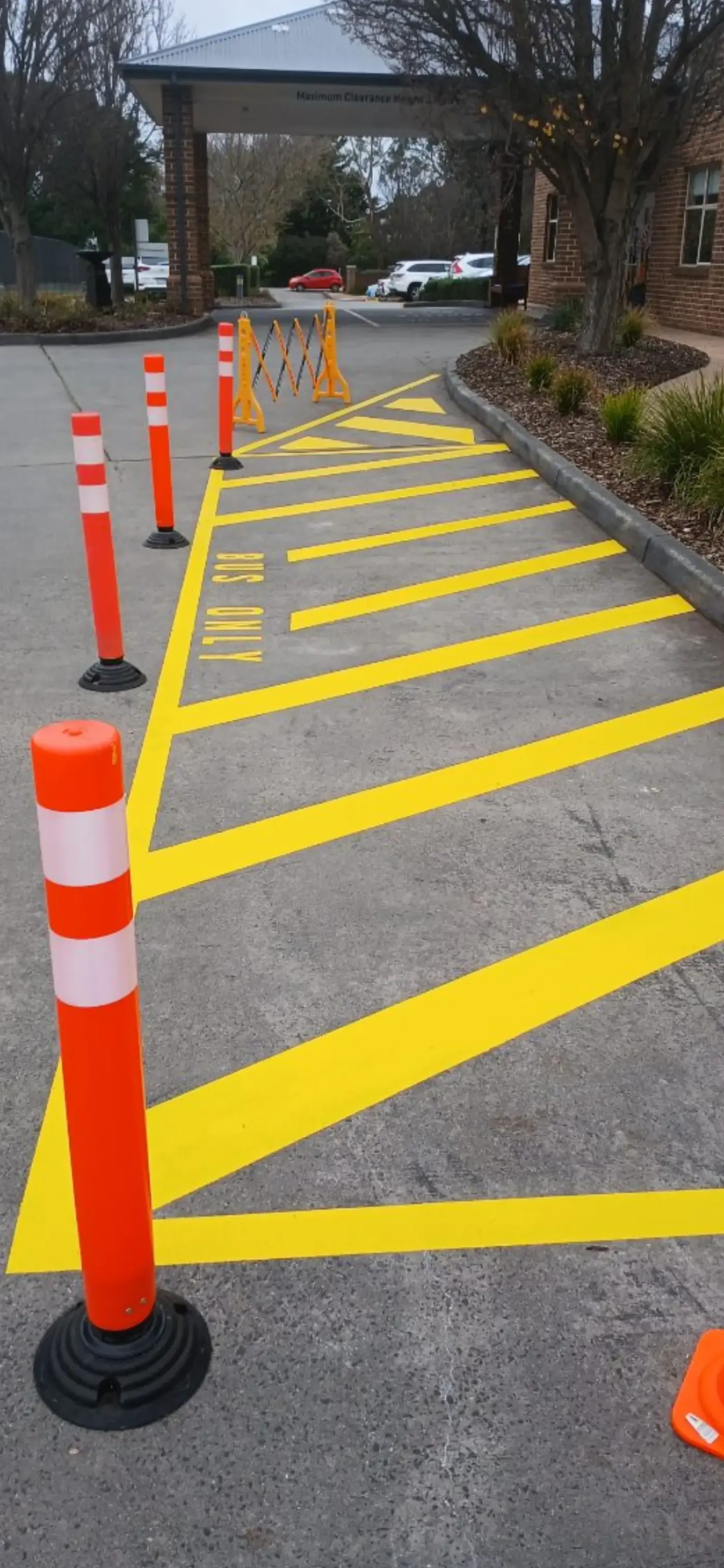 Site access and line marking - Multi-trade commercial maintenance project