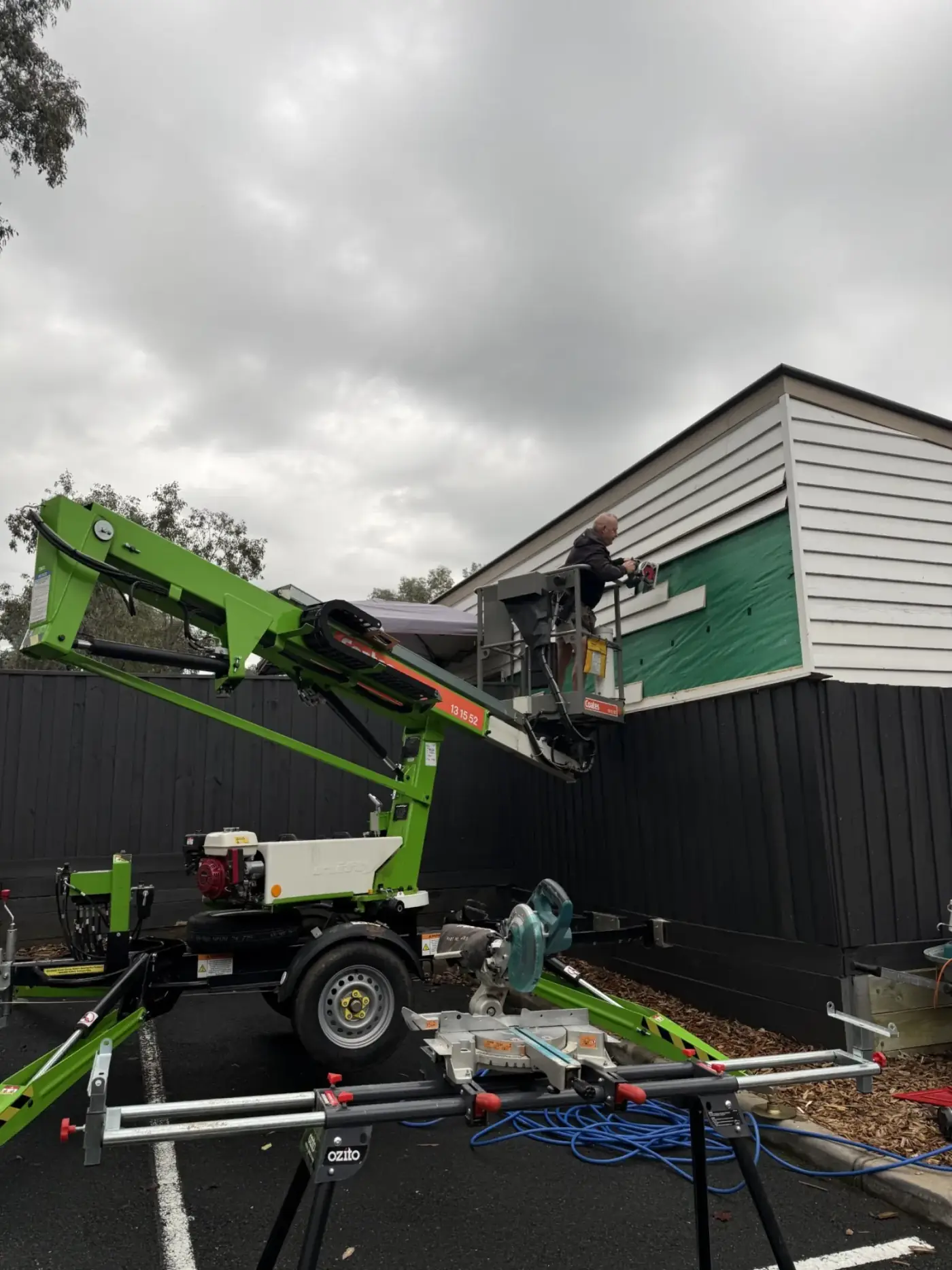 External painting - Painting commercial maintenance project